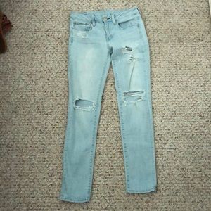 American Eagle distressed jeans